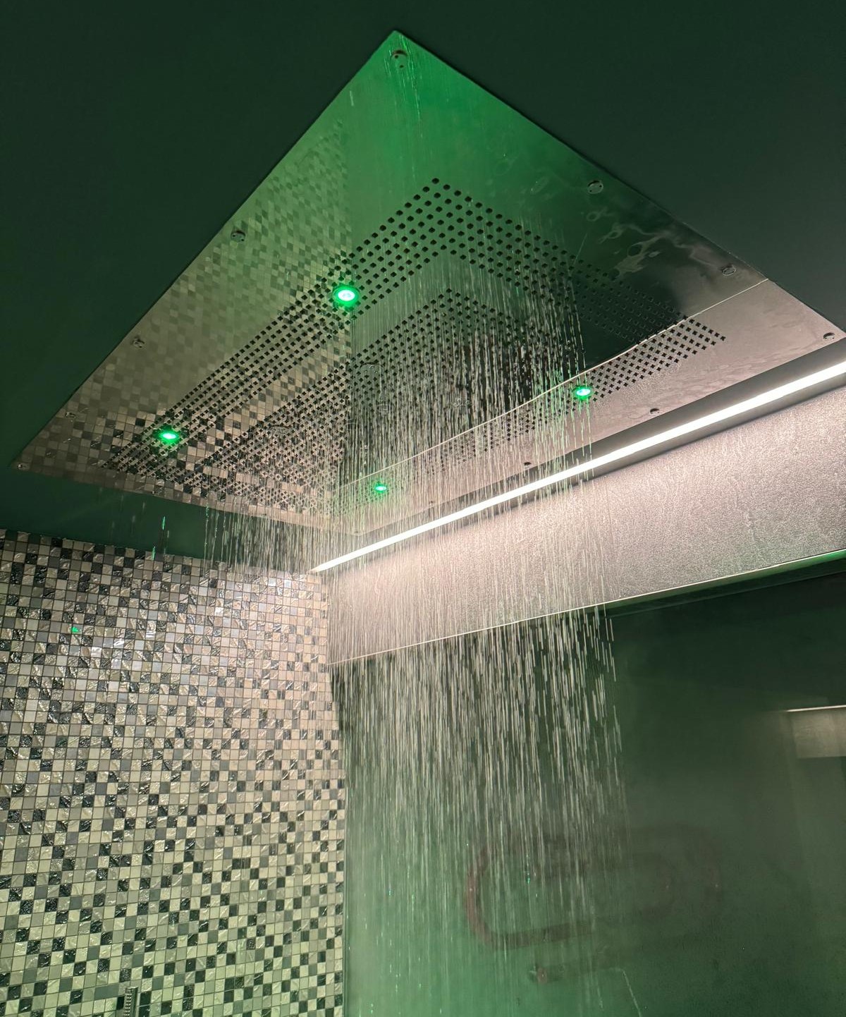 Le soluzioni Aquaform per le docce emozionali